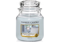 Yankee Candle A Calm & Quiet Place - Klidné a tiché místo vonná svíčka Classic střední sklo 411 g
