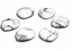Magnezit / Howlit bílý Hmatka, léčivý drahokam ve tvaru srdce přírodní kámen 3 cm 1 kus, očistný kámen