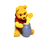 Disney Medvídek Pú Mini figurka - Medvídek sedící s hrnkem medu, 1 kus, 5 cm