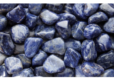 Sodalit Granit Tromlovaný přírodní kámen 5-10g 1 kus, kámen komunikace