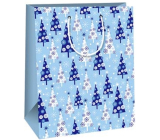 Ditipo Dárková papírová taška 26,4 x 13,6 x 32,7 cm Vánoční světle modrá, bílé a modré stromečky