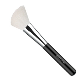 Artdeco Blusher Brush Premium Quality prvotřídní štětec z kozích chlupů