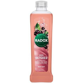 Radox Feel Detoxed Blended with Mineral Clay, Herbs & Acai Berry Scent pěna do koupele 500 ml